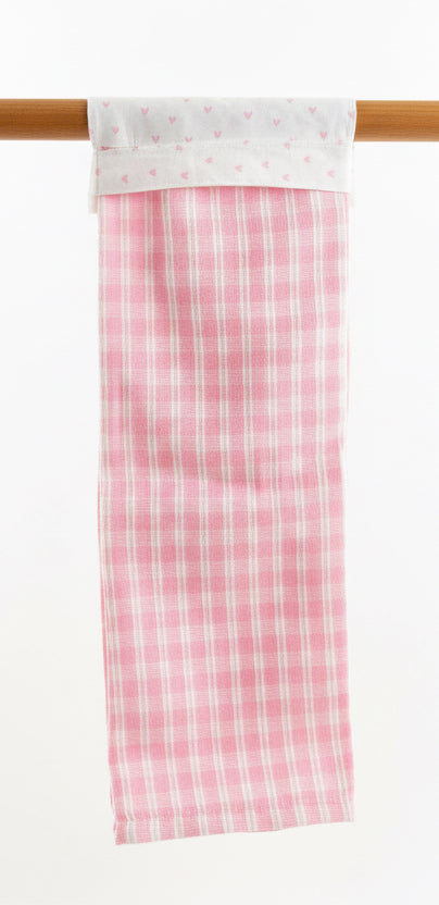 Hanging towel