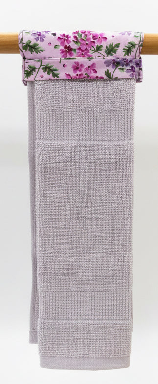 Hanging towel