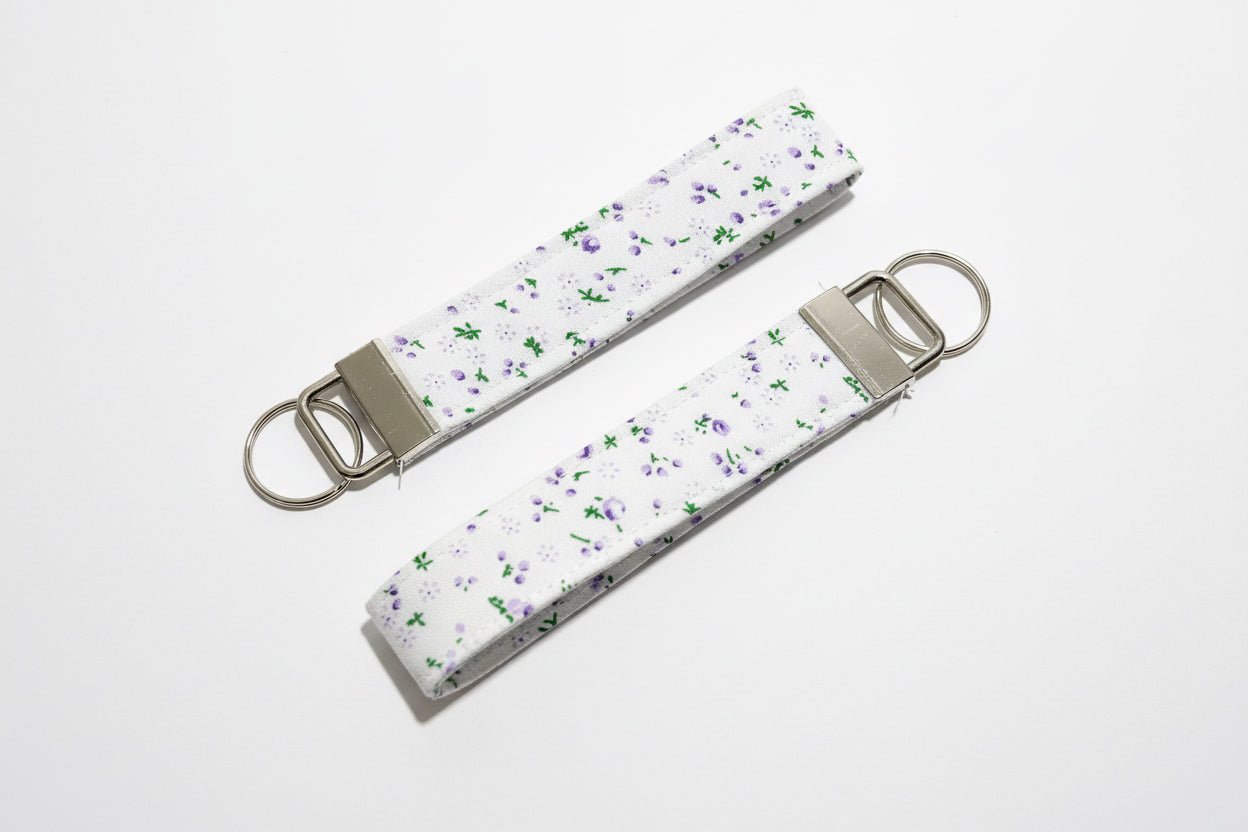 Wristlet key chain